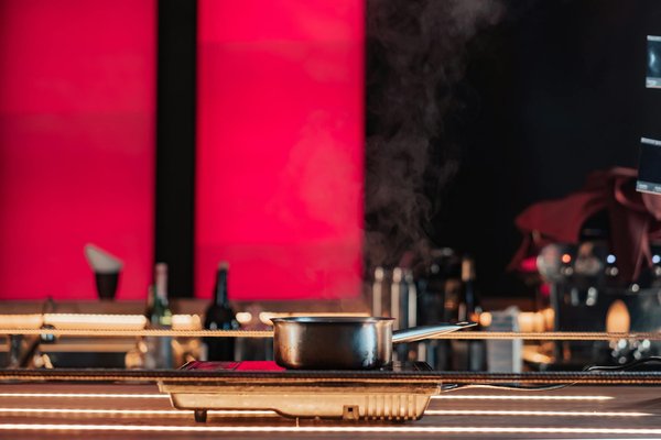 Comment proposer une carte de desserts sans sucre dans une pâtisserie raffinée?